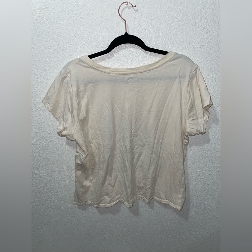 Shyanne Cream Graphic Crop Tee - Picture 2 of 3